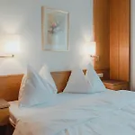 アパート Panorama-im Bademantel Direkt In Alpentherme *