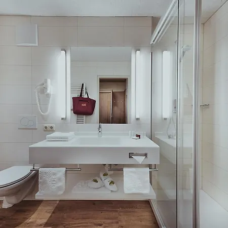Panorama-im Bademantel Direkt In Alpentherme Appartamento *